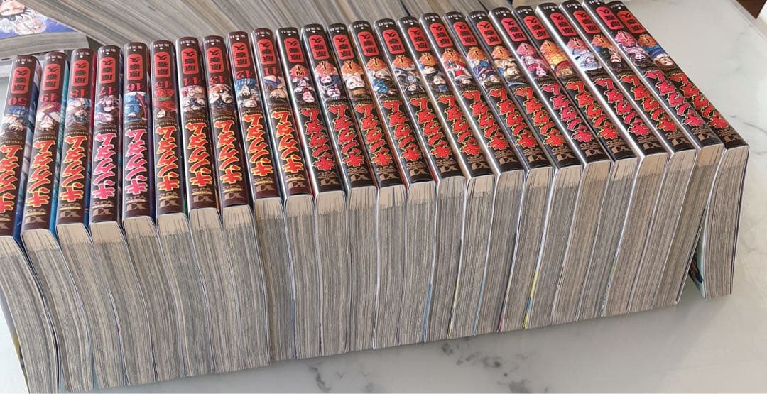 キングダム　第1巻から第69巻➕ 戦国七雄人物録　70冊セット　まとめ売り