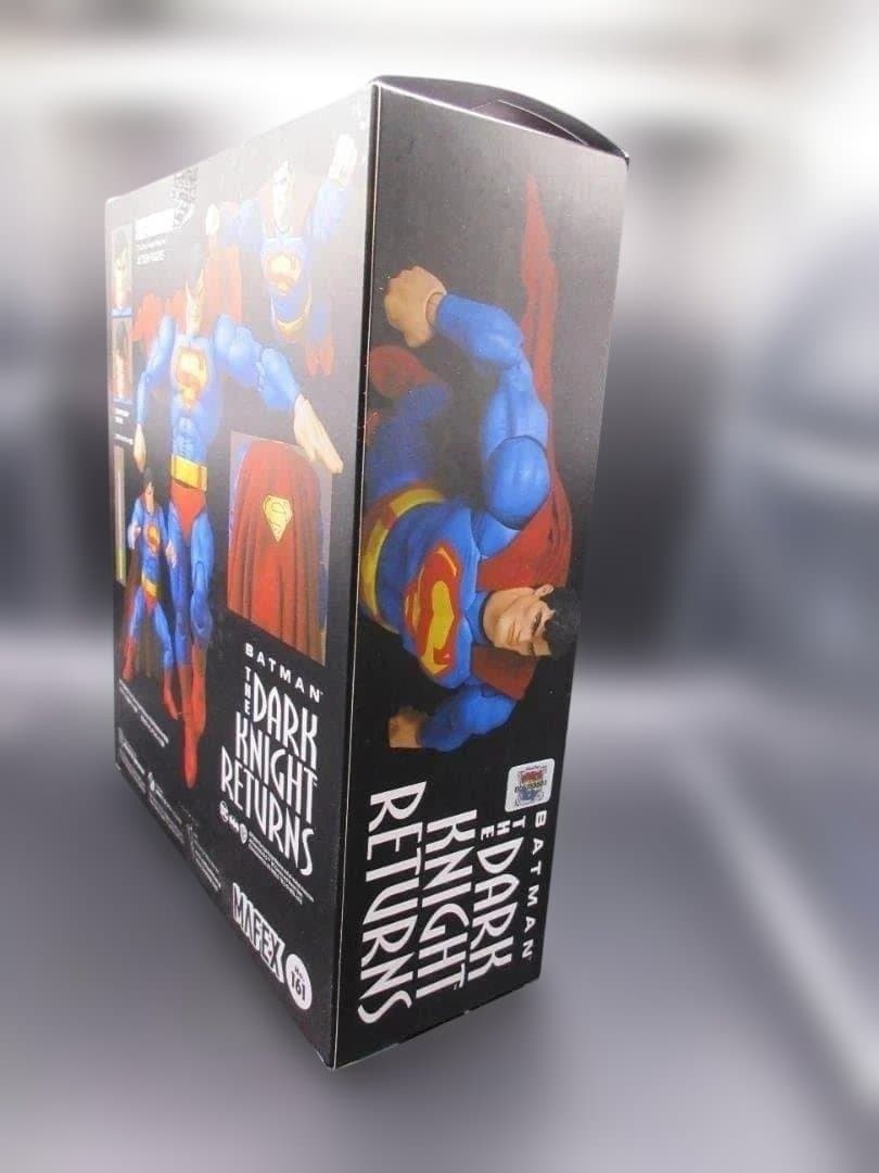 MAFEX No.161 スーパーマン Dark Knight Returns②