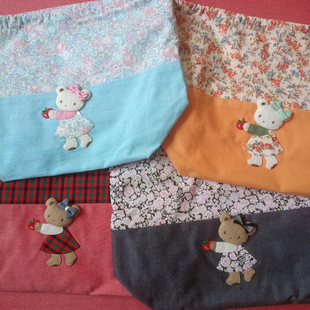 赤チェック❀立体アップリケ付き巾着袋❀ハンドメイド