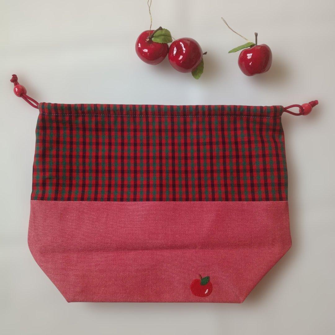赤チェック❀立体アップリケ付き巾着袋❀ハンドメイド