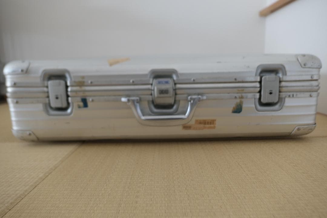 RIMOWA トパーズ　旧モデル　アルミ製　オブジェ用