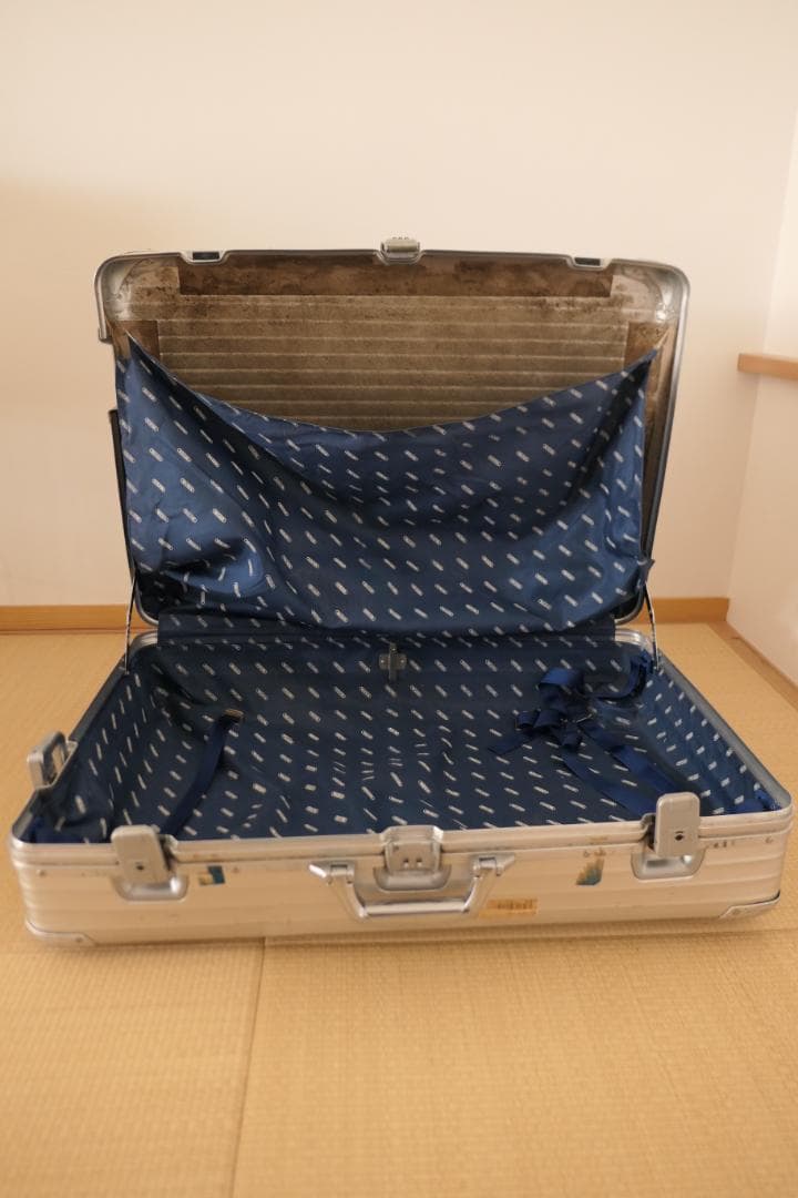 RIMOWA トパーズ　旧モデル　アルミ製　オブジェ用