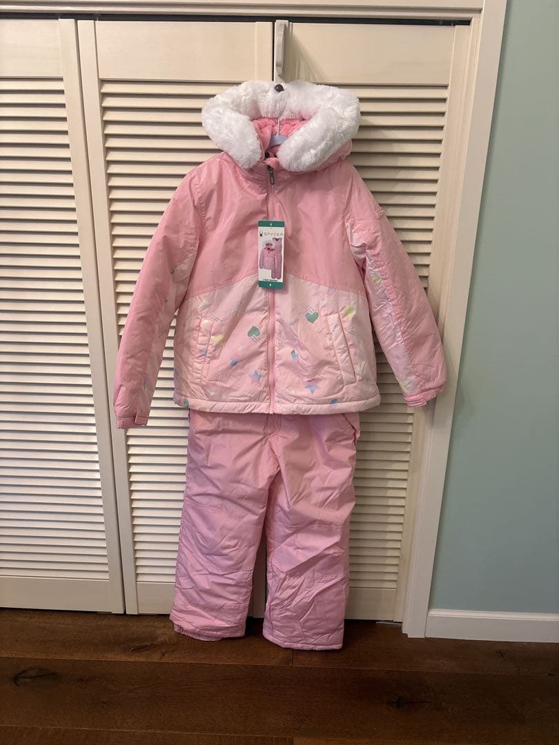 子供用 ピンク スキーウェア 上下セット120-130cm 防風　暖かい　防寒