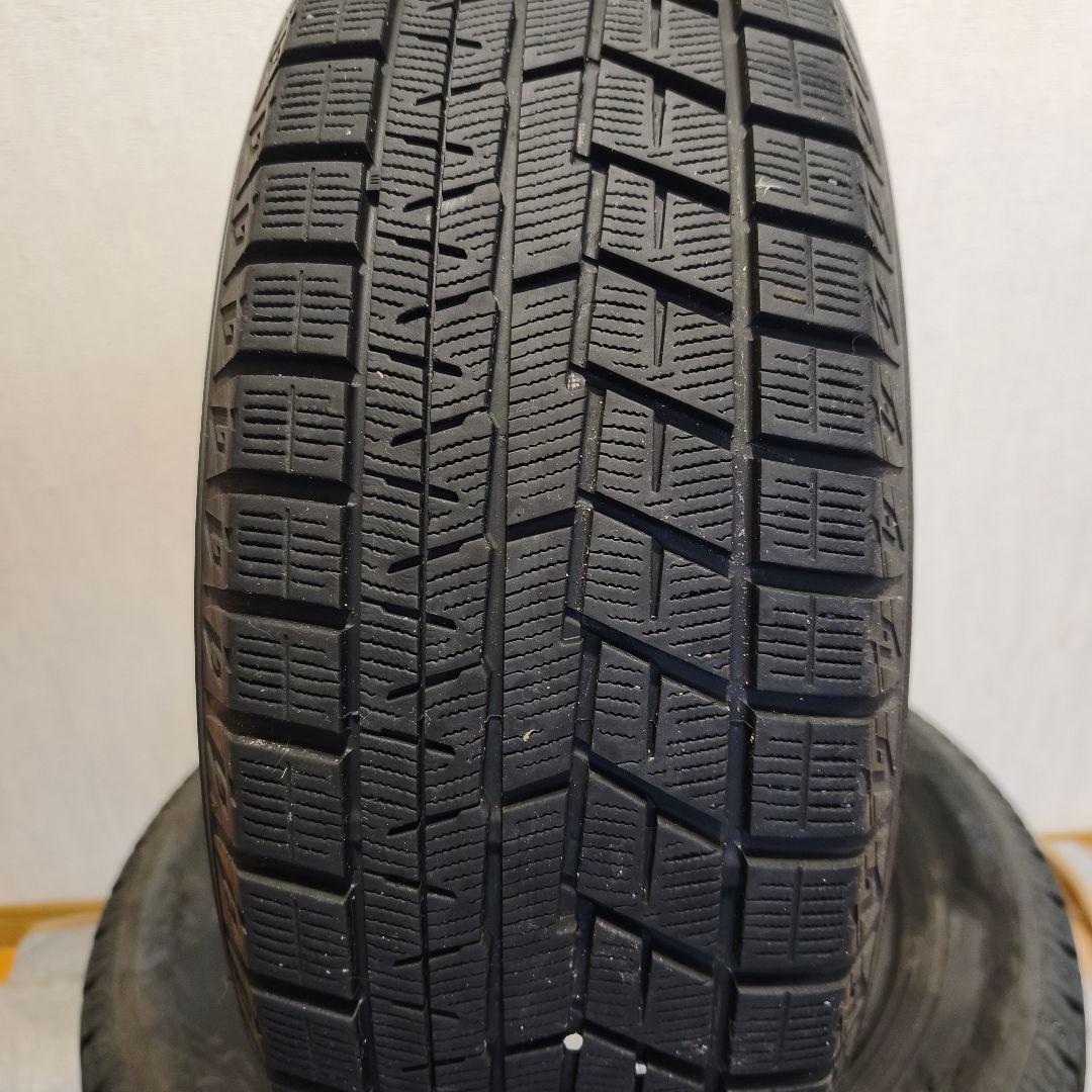 215/60R16 YOKOHAMAタイヤ　スタッドレスタイヤ　2本セット