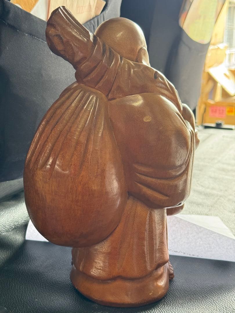 布袋尊(木彫り) とても美しい
