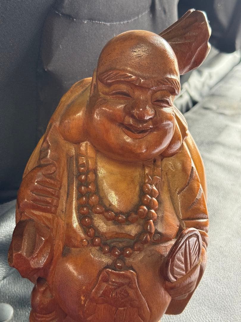布袋尊(木彫り) とても美しい