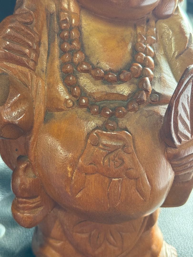 布袋尊(木彫り) とても美しい