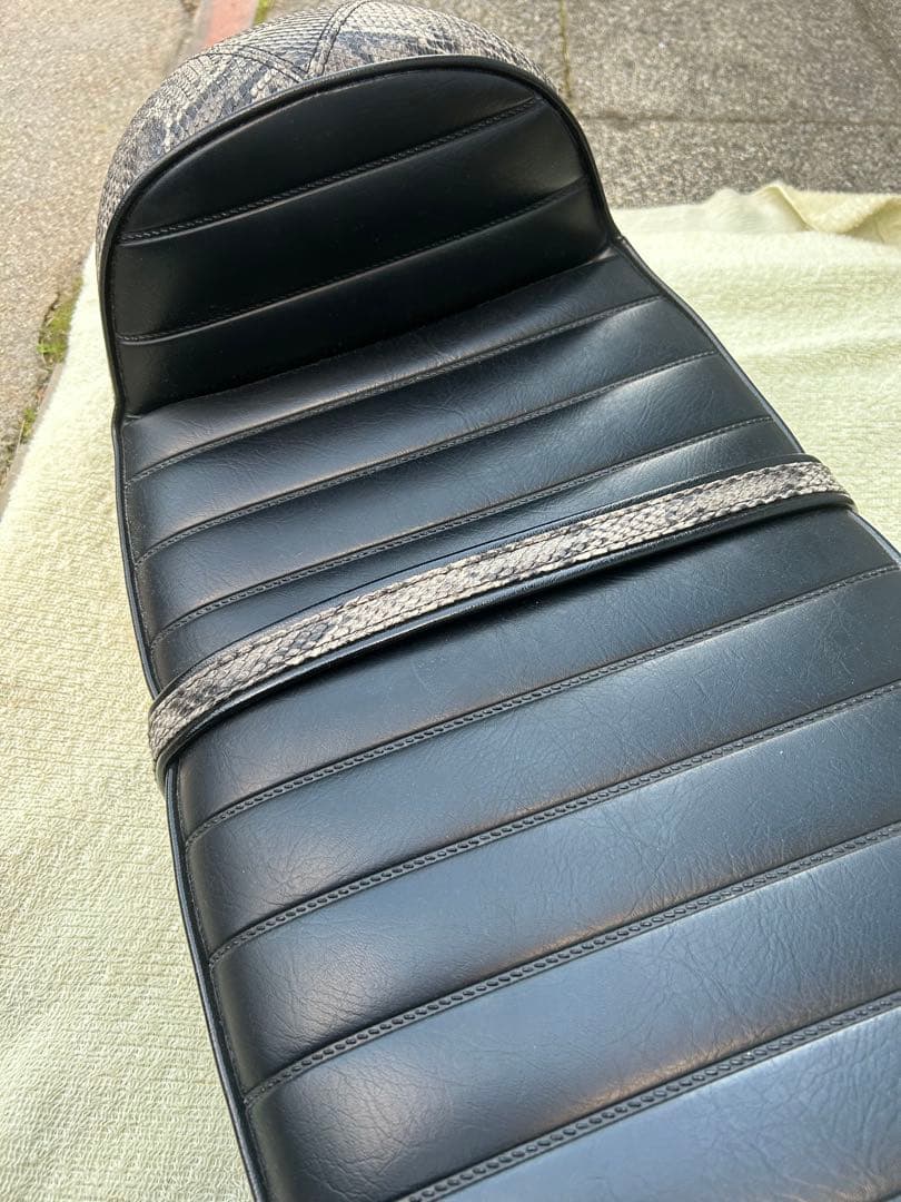cb750four K1 純正シートベース 美品
