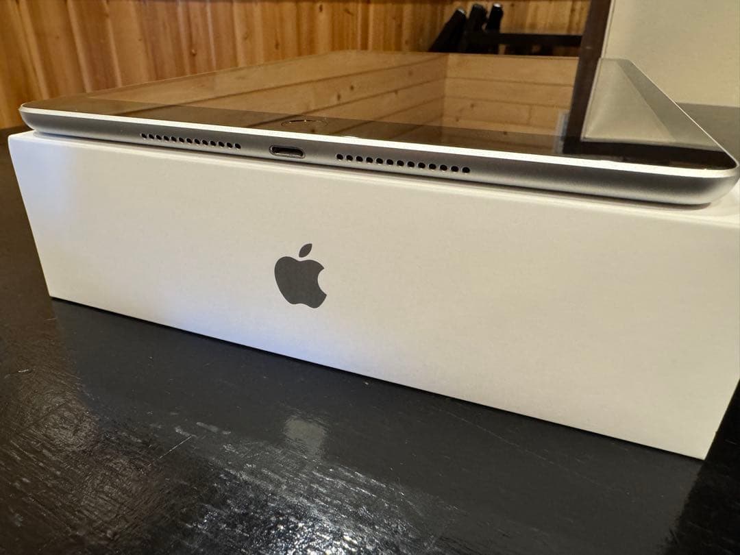 iPad 代9世代　64gb