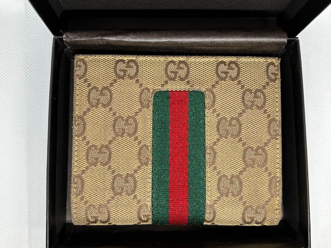 美品GUCCI 二つ折り財布 シェリーライン GGキャンバス コンパクト 希少