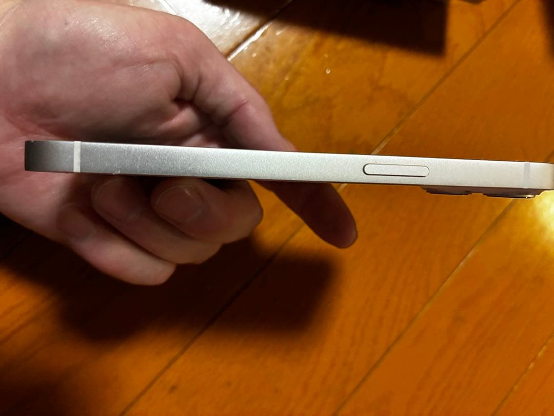 スマートフォン本体 iPhone13