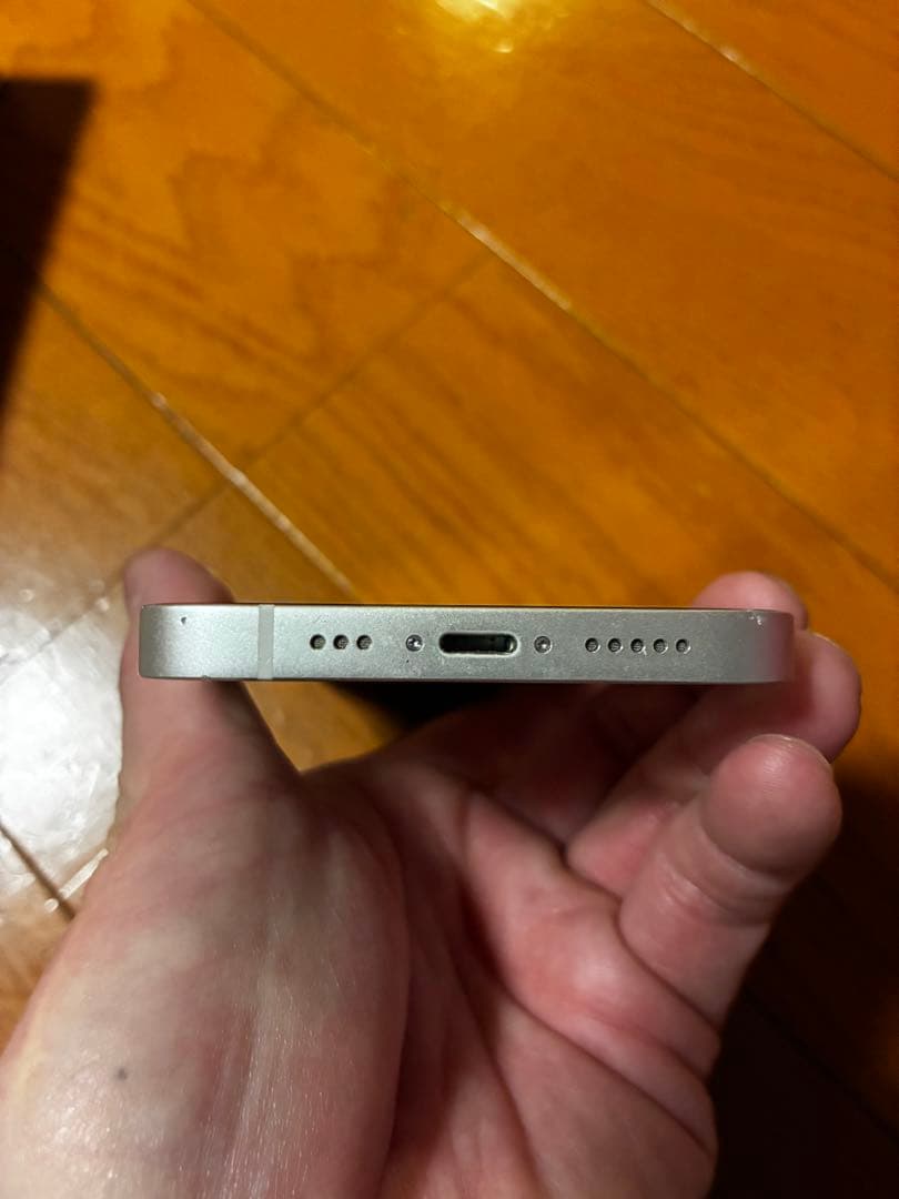 スマートフォン本体 iPhone13