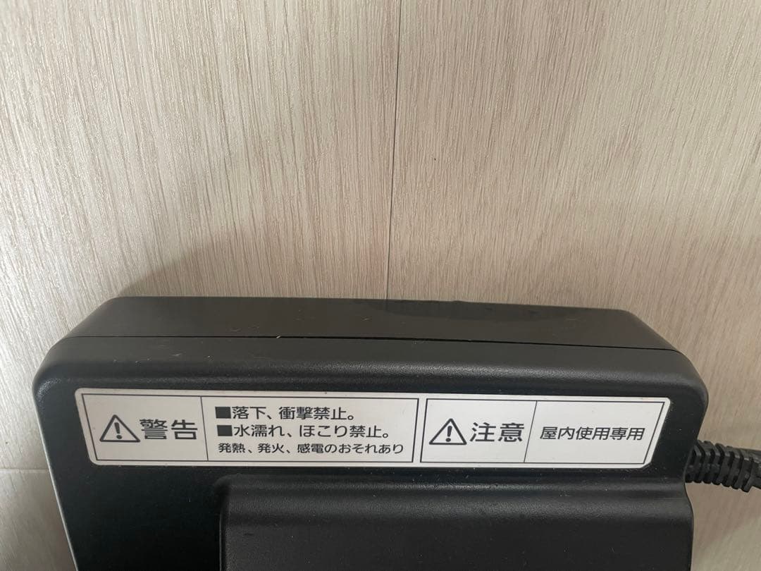 パナソニック　電動自転車用充電器NKJ075Z1