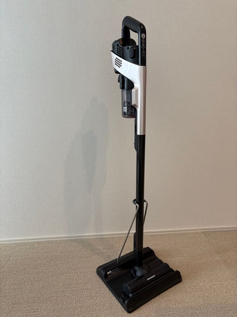 シャープ　SHARP 充電式掃除機　EC-AR5X