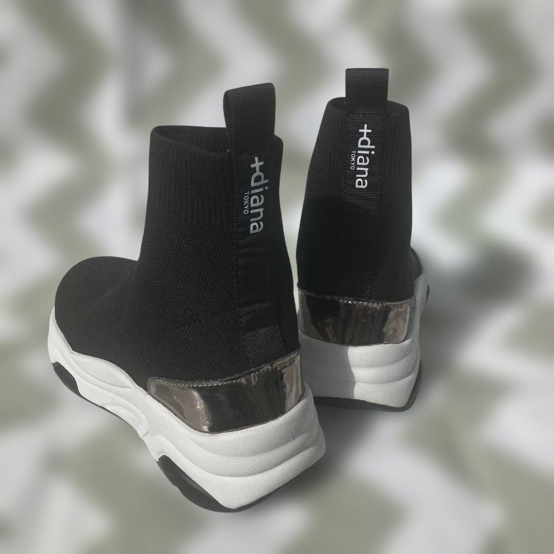 美品 +dianaプラスダイアナ軽量ニットソックススニーカーブーツ22.5センチ