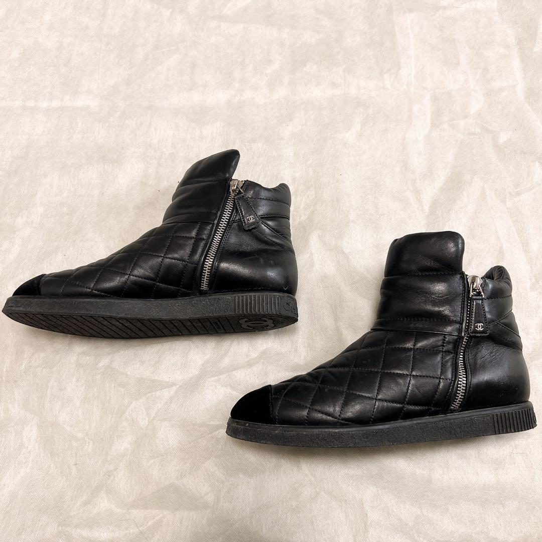 CHANEL キルティングショートブーツ 黒