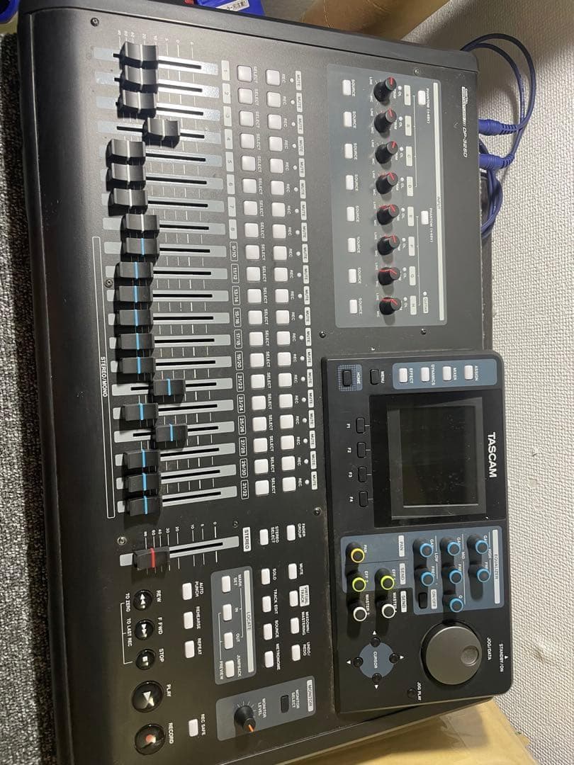 美品 TASCAM DP-32SD マルチトラックレコーダー 動作未確認