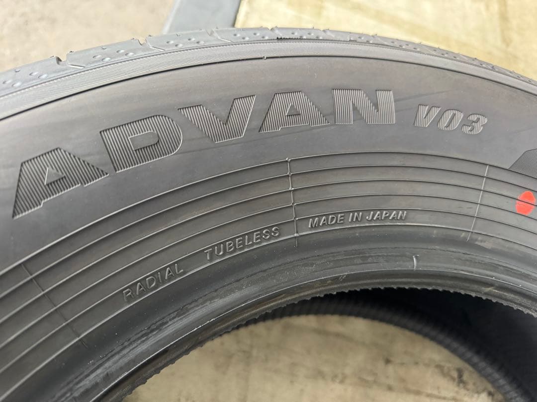 YOKOHAMA 225/65R17夏タイヤ　新車外し