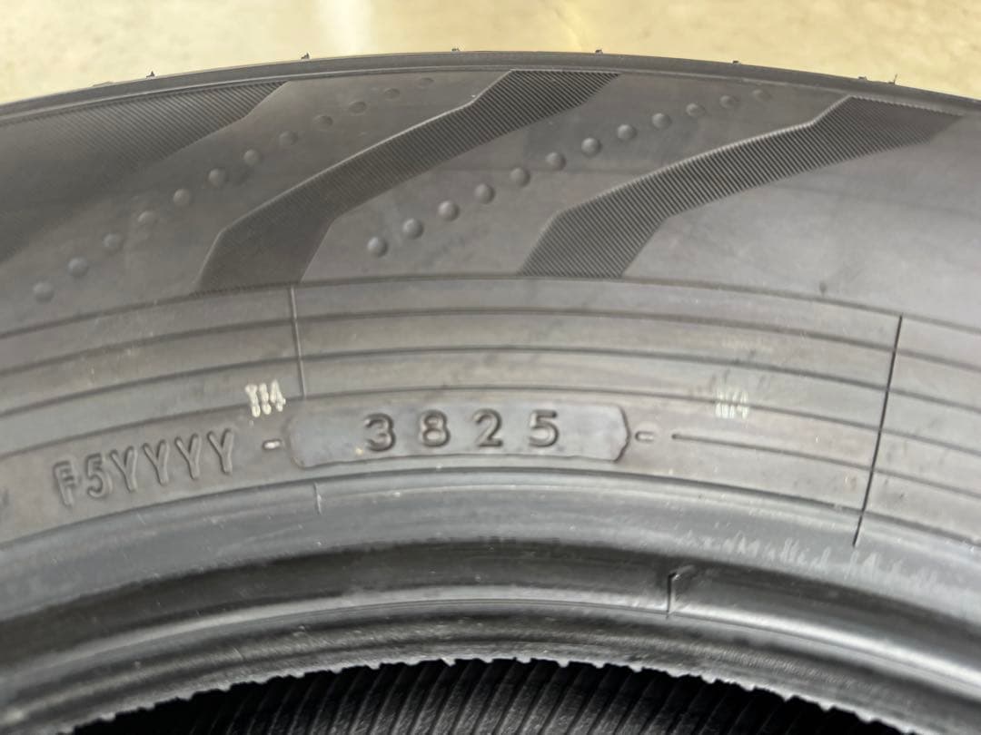 YOKOHAMA 225/65R17夏タイヤ　新車外し