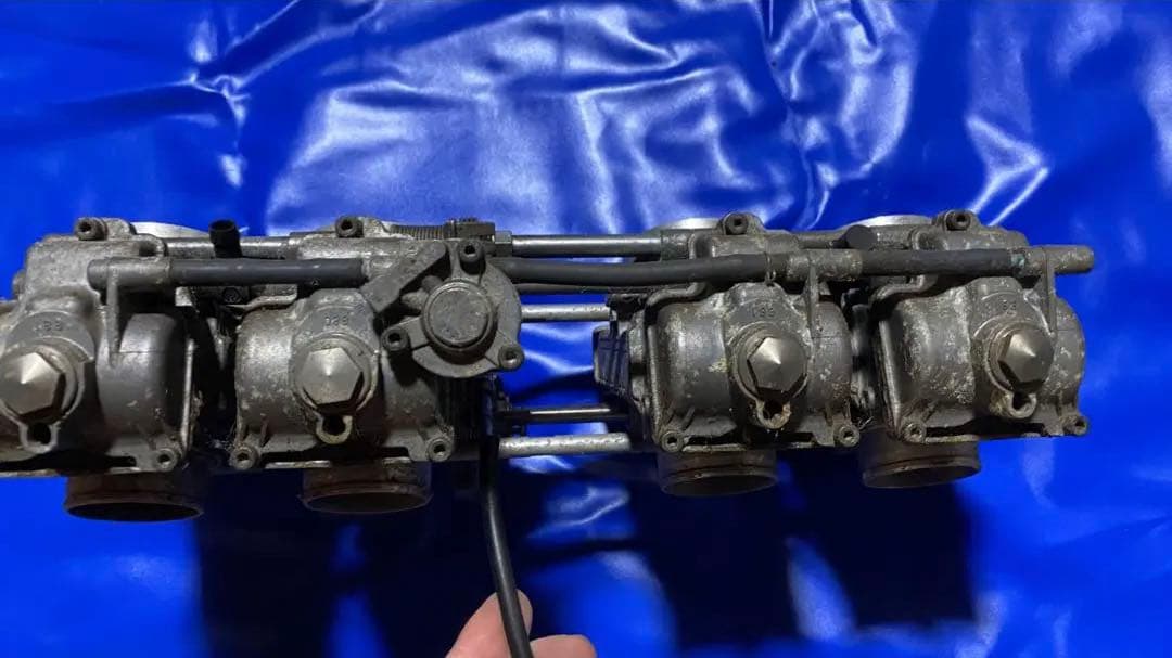 shikama6 要OHベースKEIHIN FCR4連ファンネル付ジャンク
