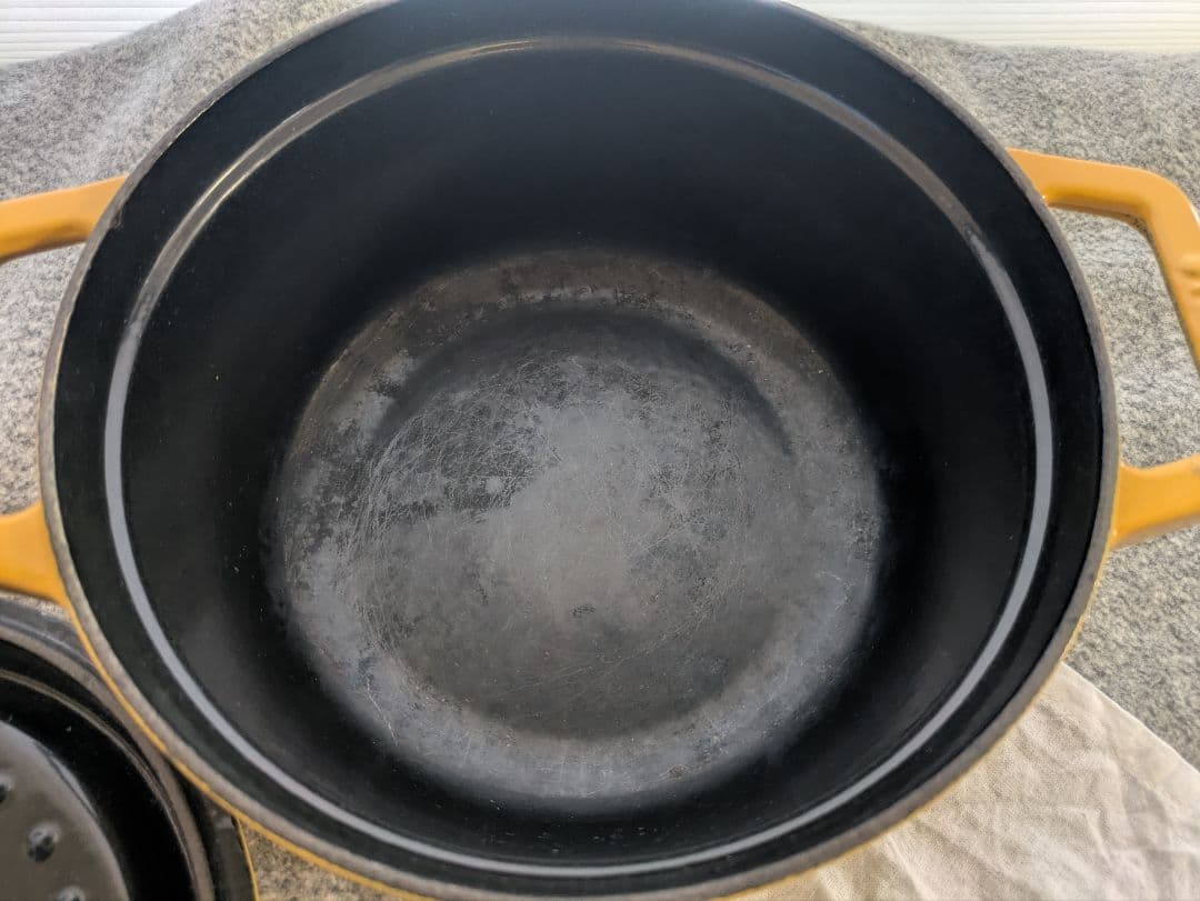 staub ピコココットラウンド　レモン20　ロブション