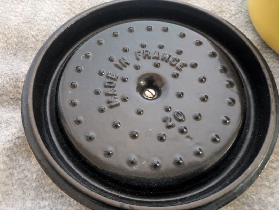 staub ピコココットラウンド　レモン20　ロブション