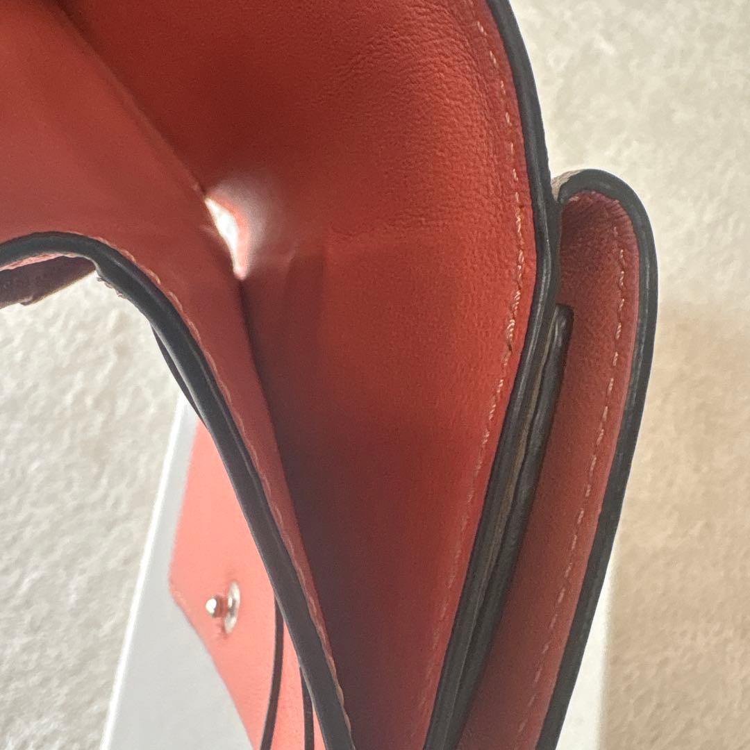 LOEWE トライフォールドウォレット　三つ折り財布　ライトオーツハニー