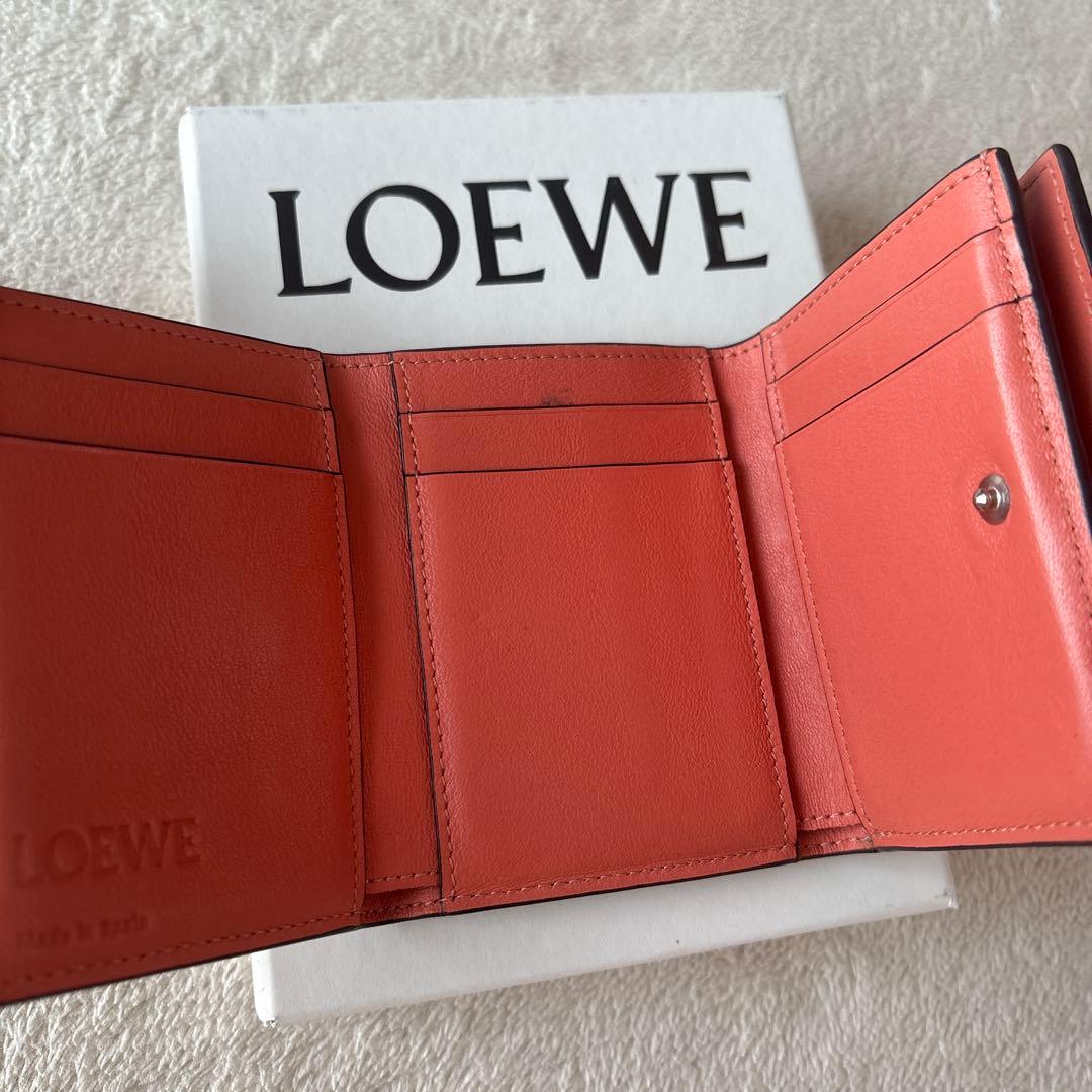 LOEWE トライフォールドウォレット　三つ折り財布　ライトオーツハニー