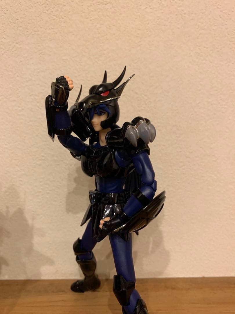 聖闘士星矢　暗黒聖闘士　フィギュア