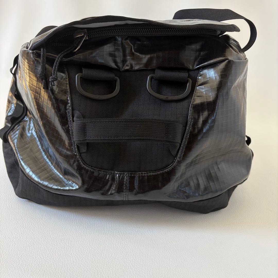 未使用級 patagonia ブラックホール ダッフル 40L ブラック