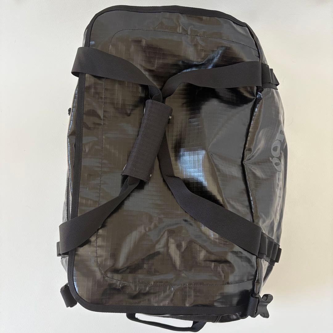 未使用級 patagonia ブラックホール ダッフル 40L ブラック
