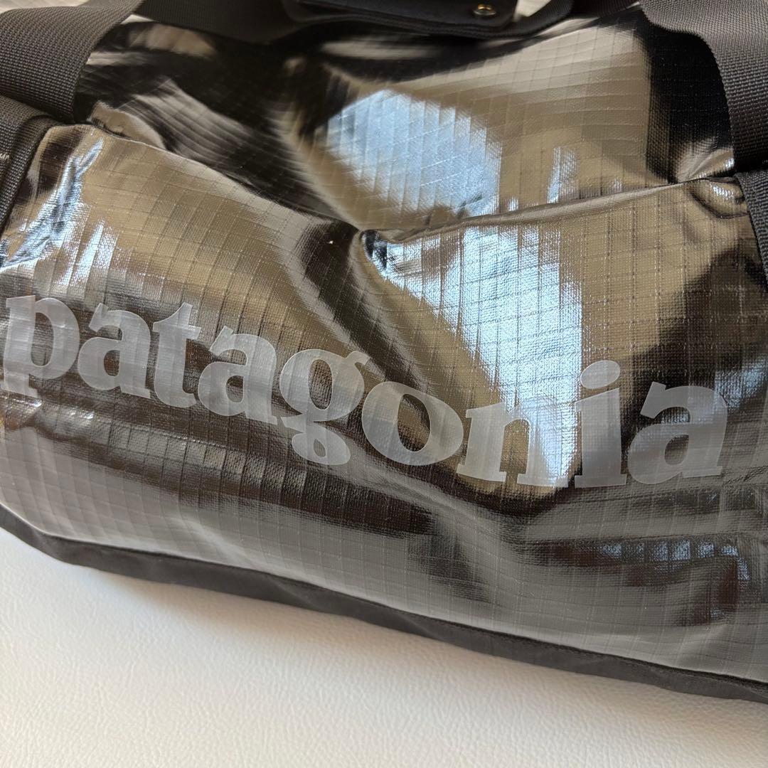 未使用級 patagonia ブラックホール ダッフル 40L ブラック