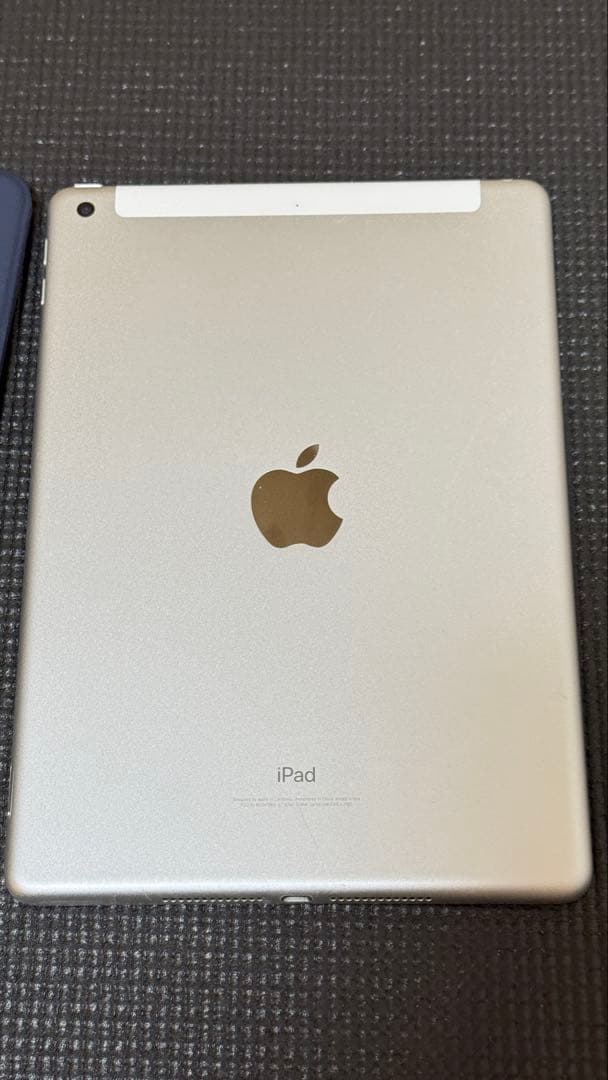 Apple iPad (第６世代) 32GB シルバー 本体