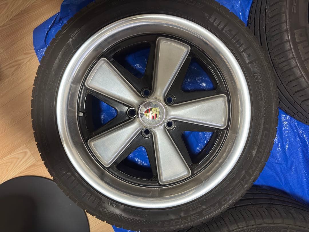 ポルシェ アロイホイール pcd112 MOMOタイヤ　225/45R17