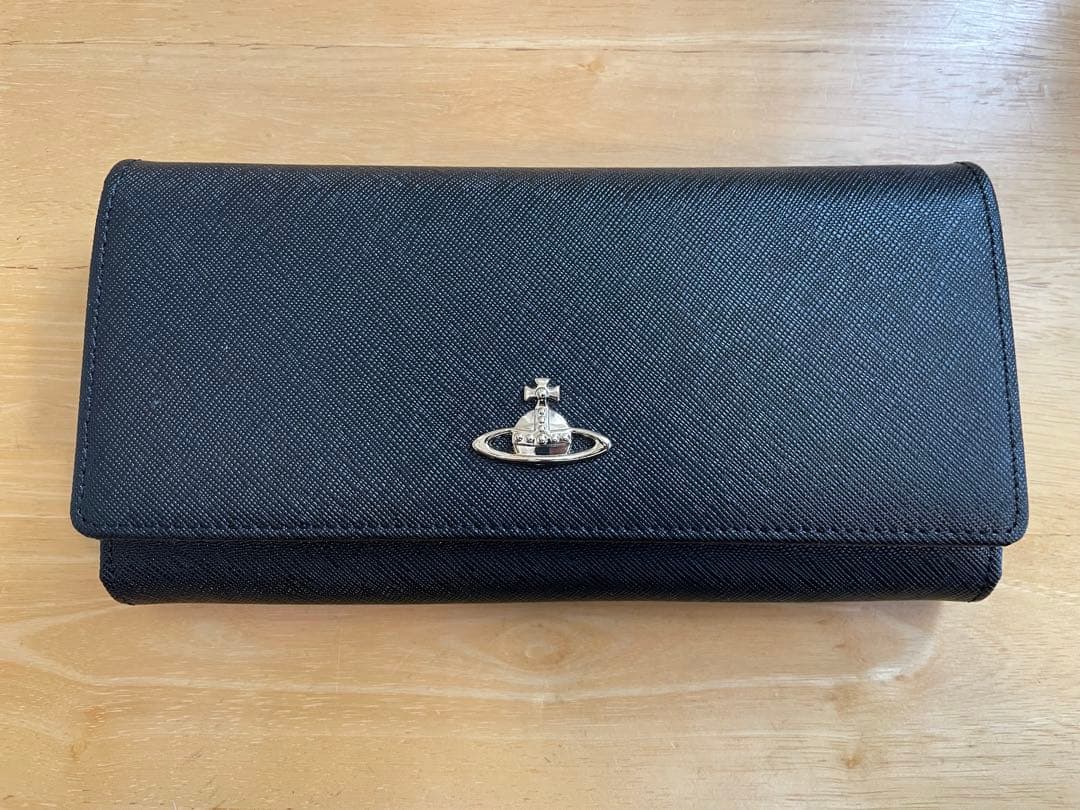 【新品未使用】Vivienne Westwood 長財布 ブラック 黒