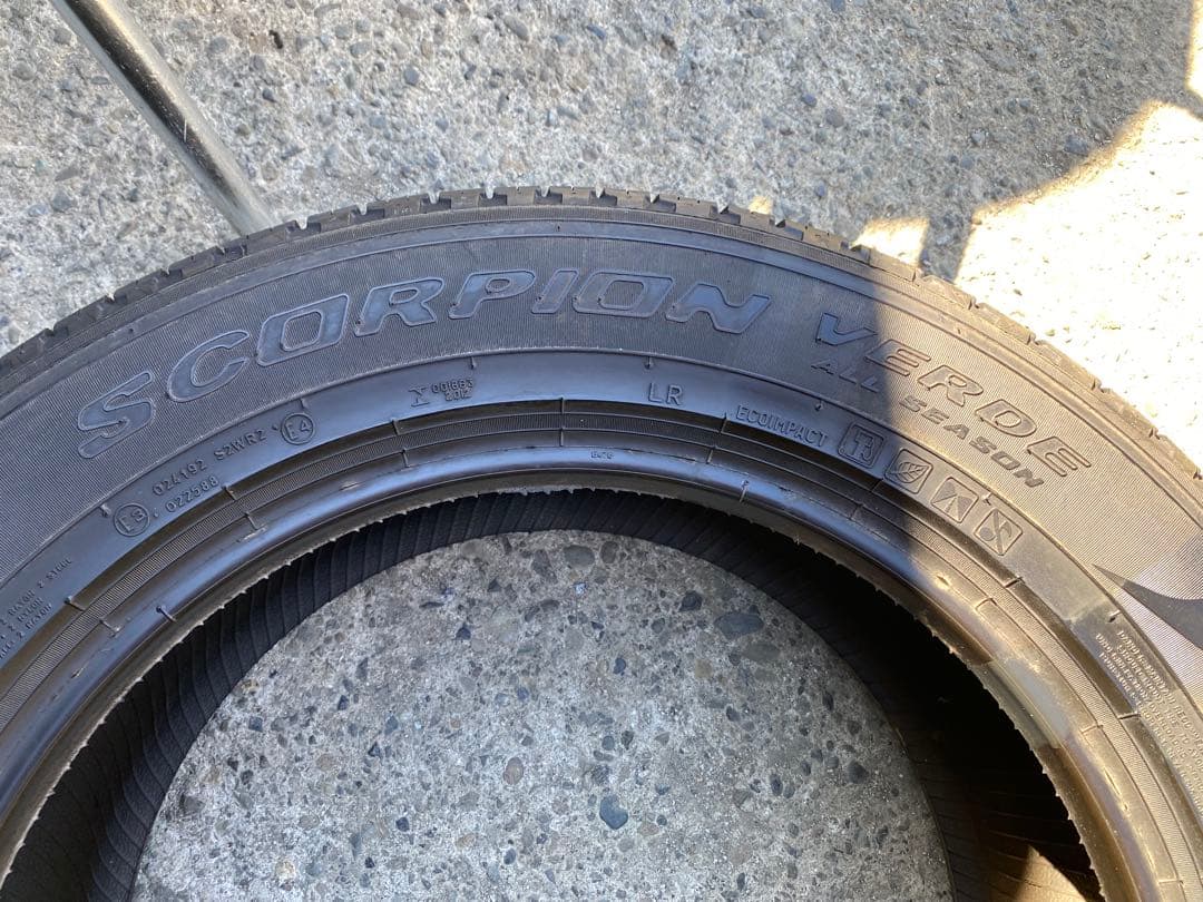 PIRELLI SCORPION VERDE 235/60/18 4本セット
