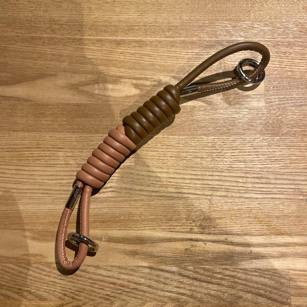 adjew coil strap エジュー　コイルストラップ　チャーム
