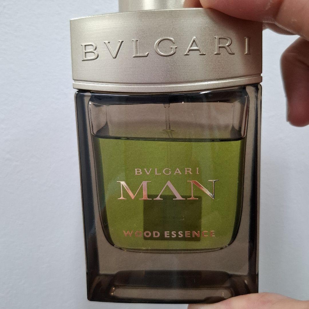 ブルガリ MAN WOOD ESSENCE 男性用香水　100ml　少量使用