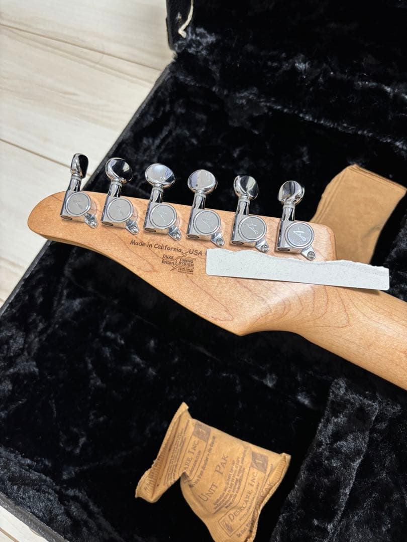 ギター Tom Anderson the classic 3 color burst