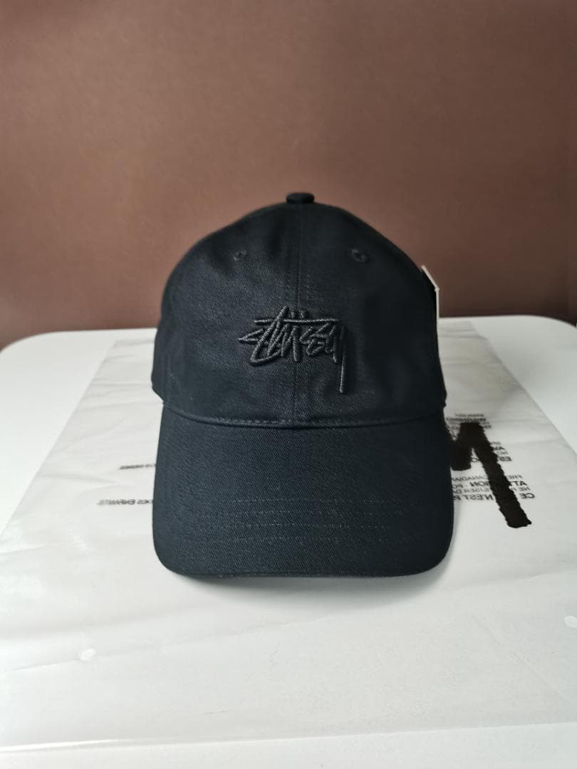 【あひるさん専用】Stüssy ベースボールキャップ（二つまとめ商品）