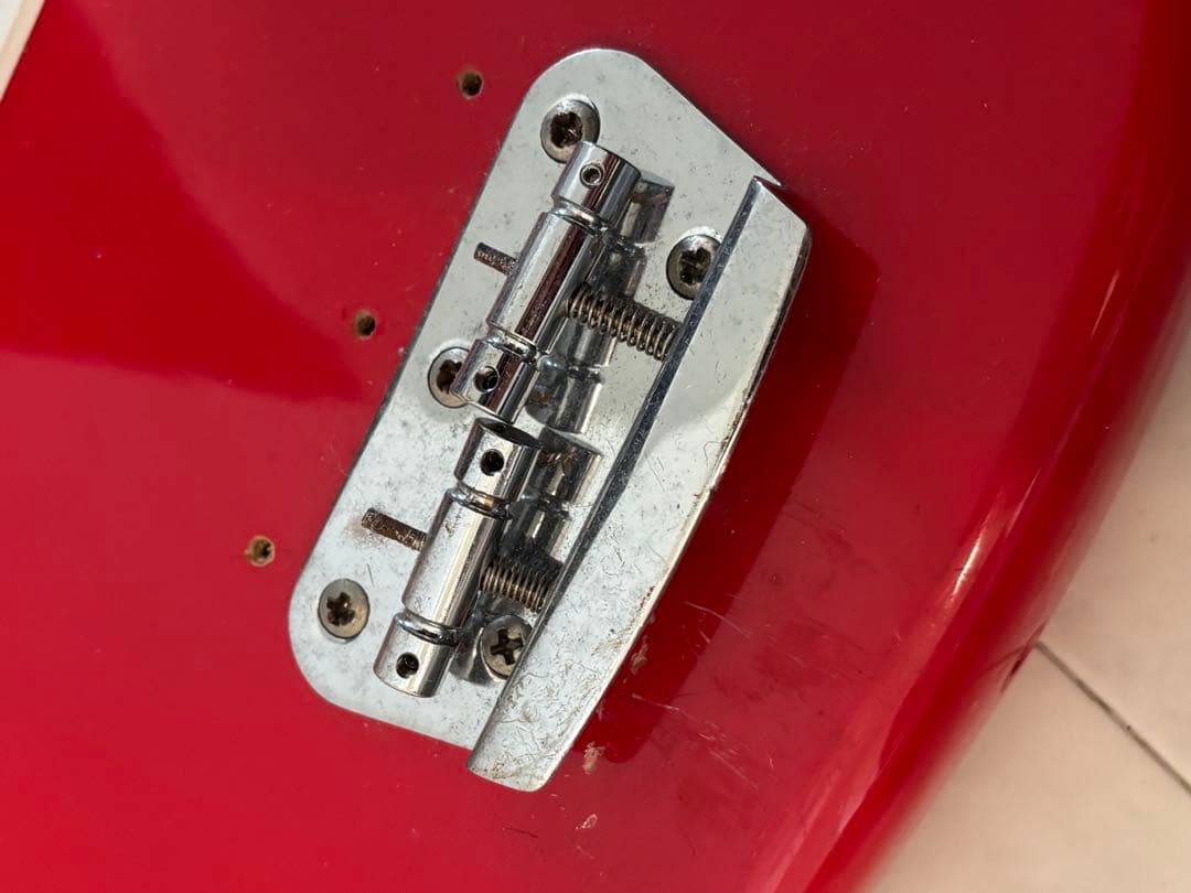Squier by Fender BRONCO BASS ベース エレキベース