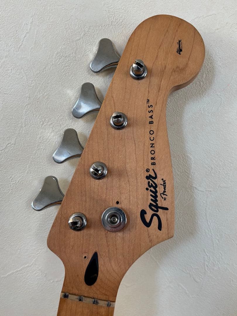 Squier by Fender BRONCO BASS ベース エレキベース