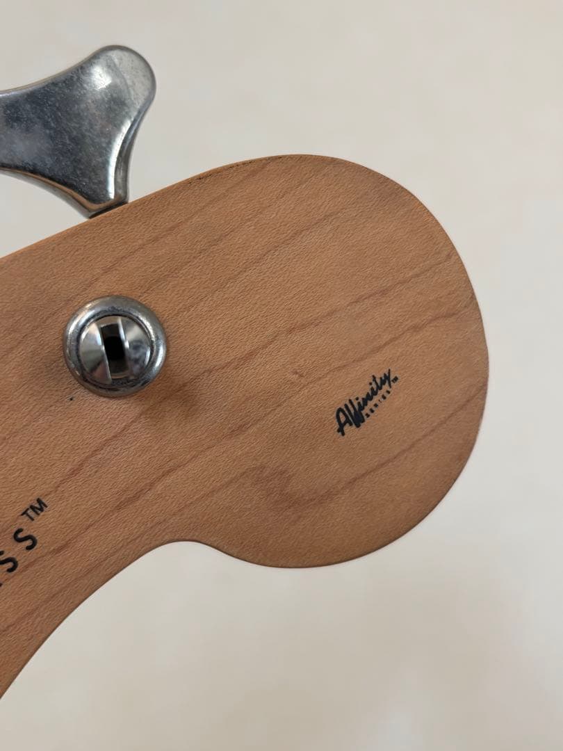 Squier by Fender BRONCO BASS ベース エレキベース