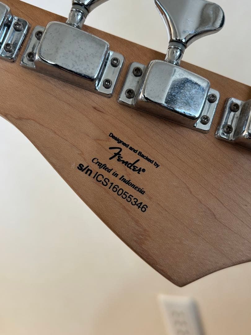 Squier by Fender BRONCO BASS ベース エレキベース