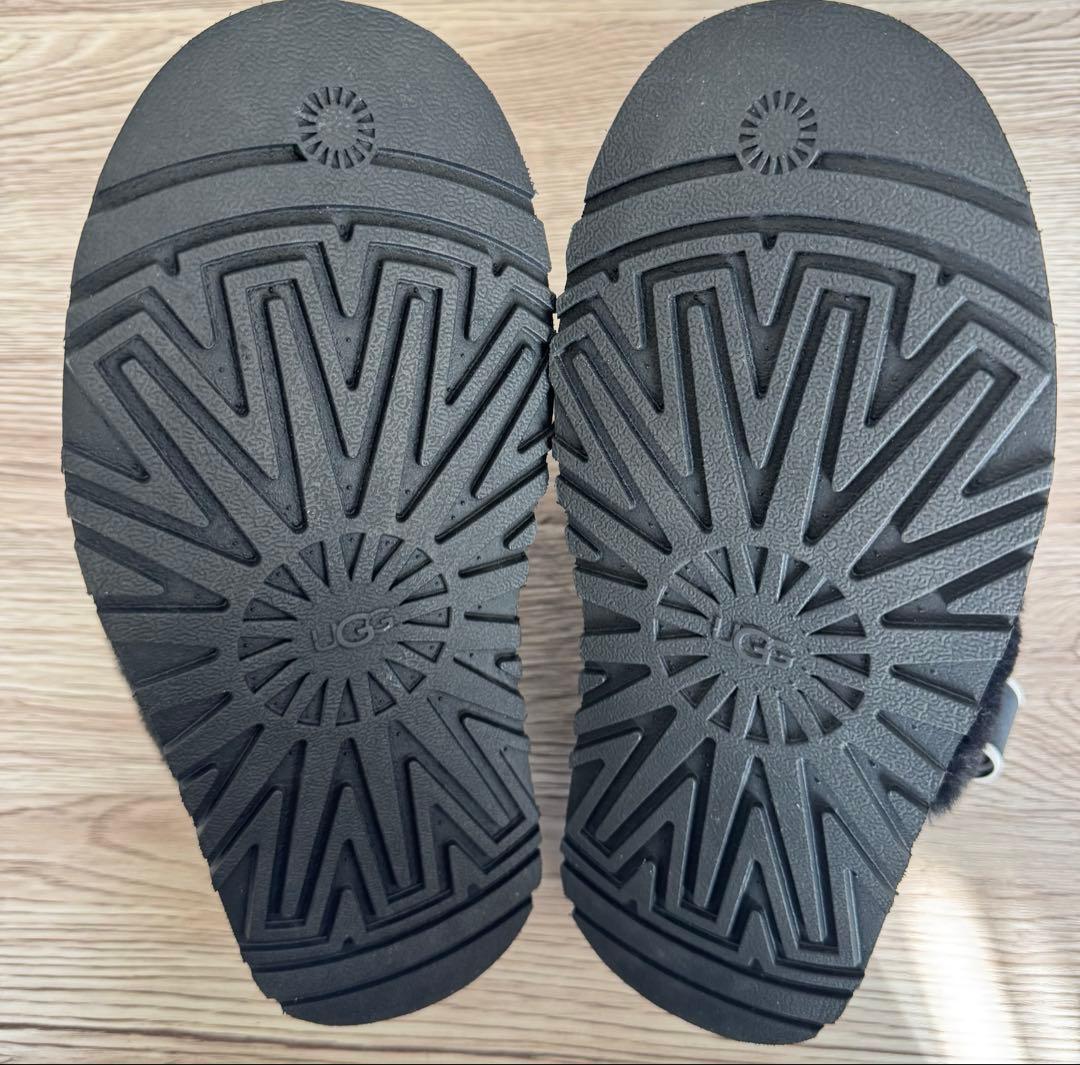 【正規品・新品】UGG Funketteファンケット ブラック 23cm 未使用