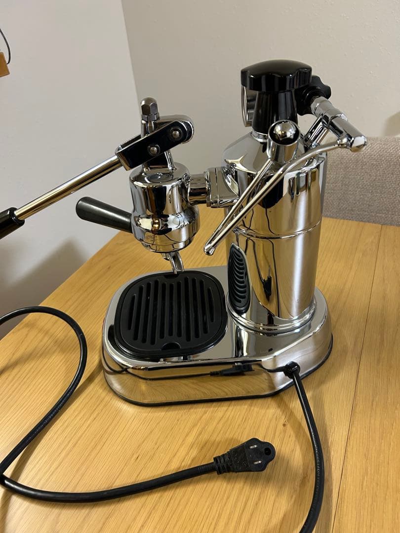 LA PAVONI ラパボーニ エスプレッソマシン