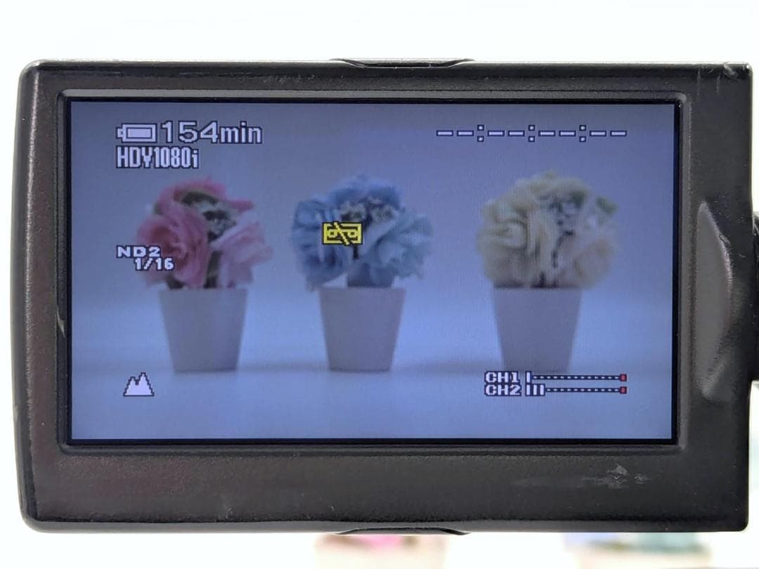 高性能業務用カムコーダー！ SONY ビデオカメラ HVR-Z5J