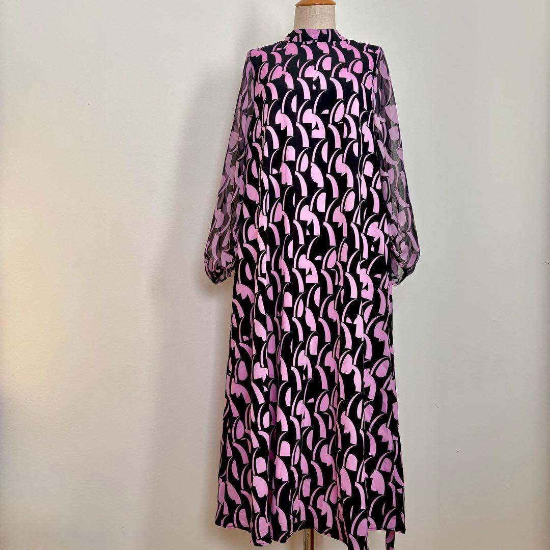 【新春SALE 】AMARPHIE premiumシアー袖ロングワンピースピンク