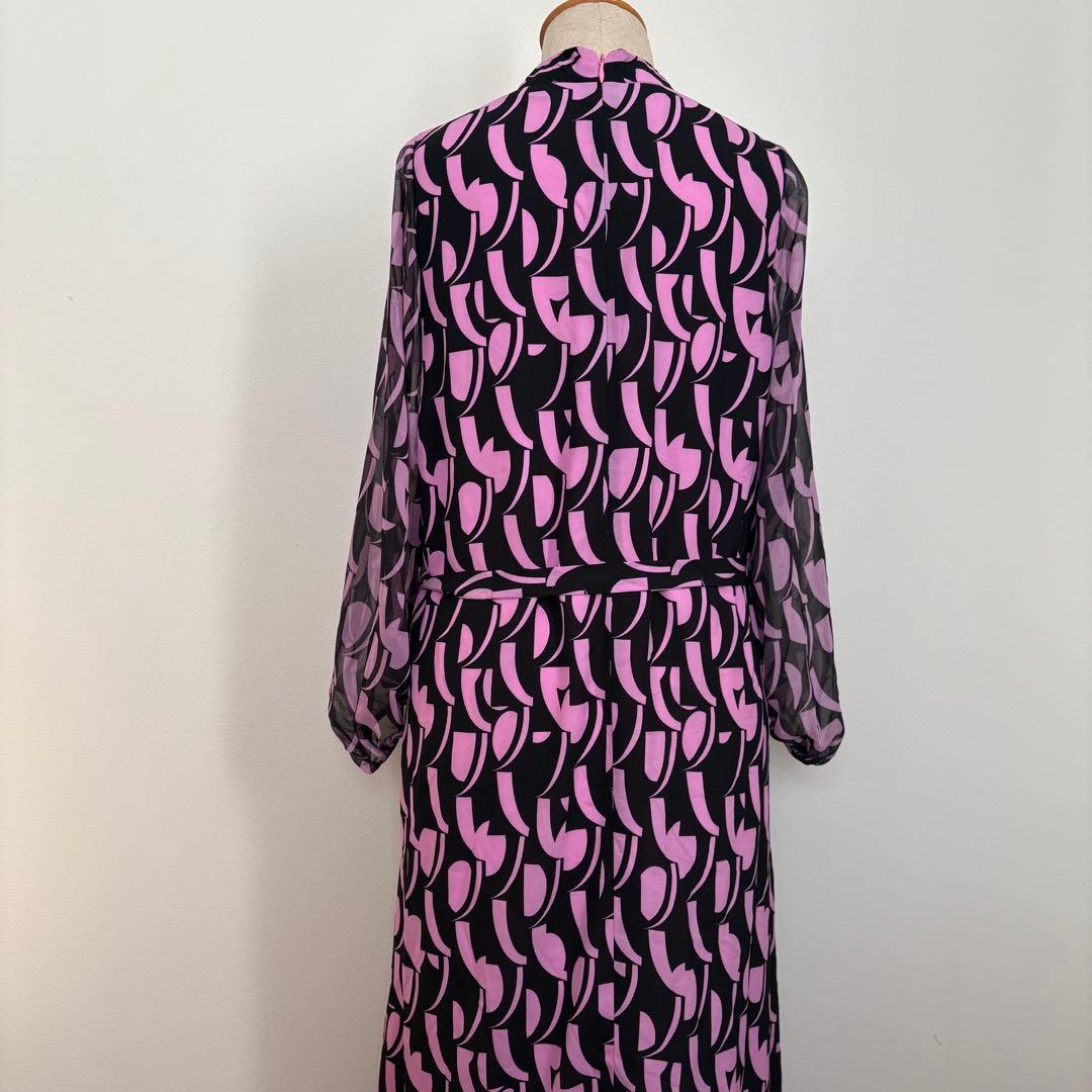 【新春SALE 】AMARPHIE premiumシアー袖ロングワンピースピンク