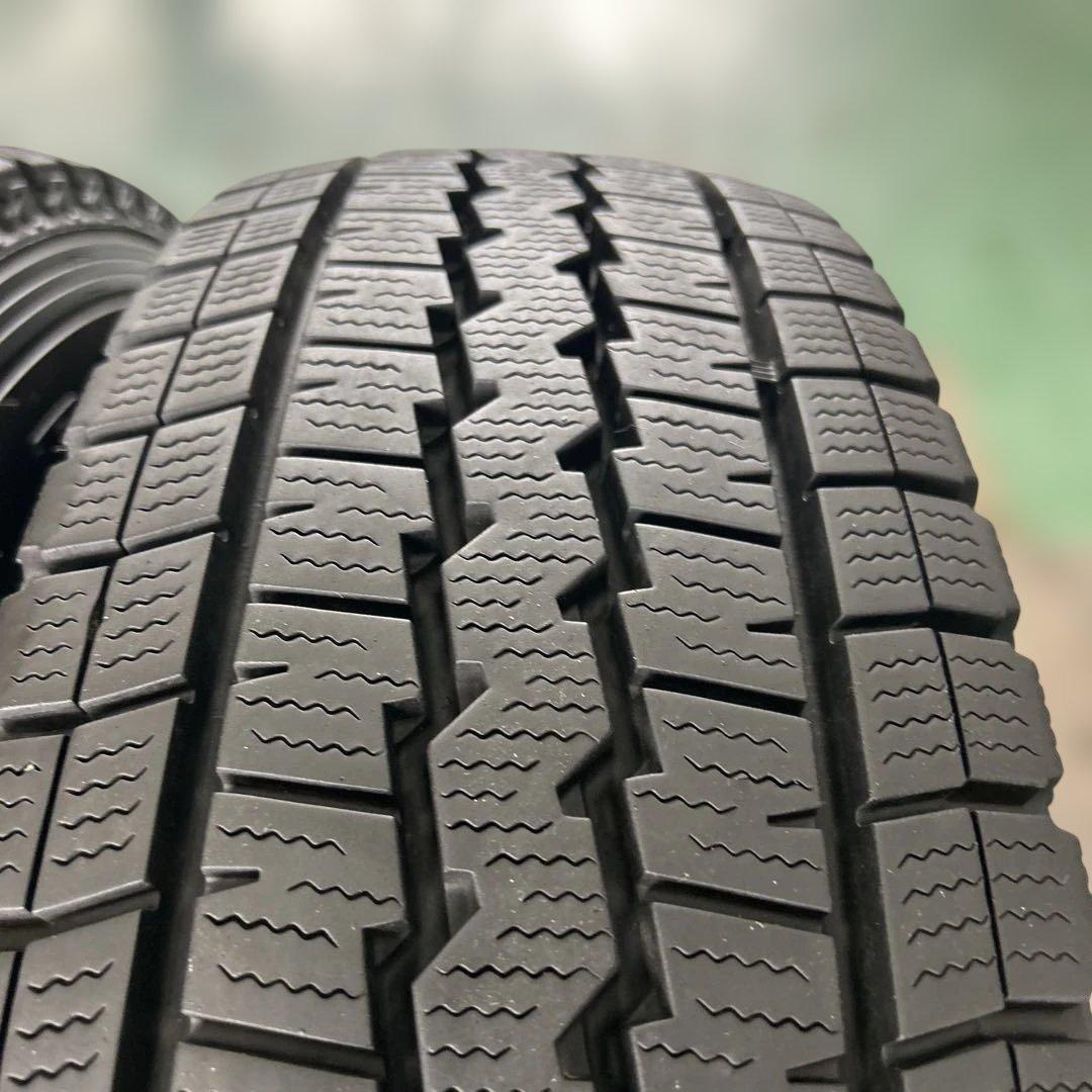 中古スタッドレス195/80R15LTダンロップ　ハイエース、キャラバン等に